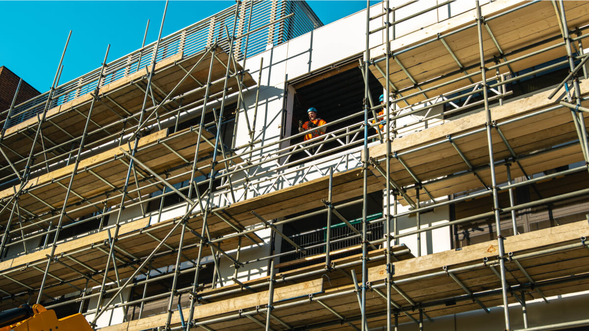 Scaffolder at heights