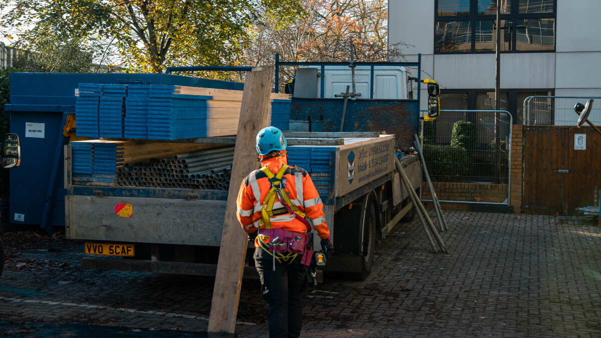 Scaffolding van
